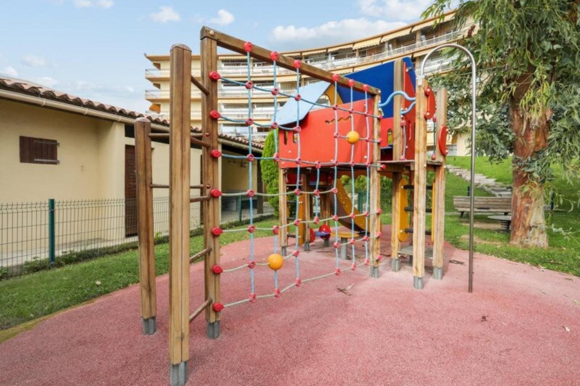 06U - Beautiful Studio In Residence - Swimming Pool And Tennis Court 圣罗兰度瓦 外观 照片